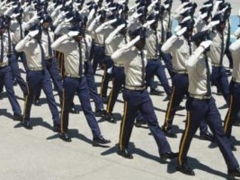 haiti-–-social-:-des-policiers-prendront-le-beton-ce-dimanche