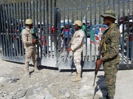 icihaiti-–-crise-:-des-centaines-d’haitiens-fuyant-haiti-interceptes-a-la-frontiere-dominicaine