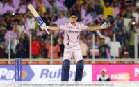 titans-guaranteed-top-two-finish-after-win-against-sunrisers