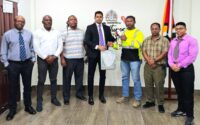 powerlifting-contingent-discusses-development-agenda-with-sport-minister
