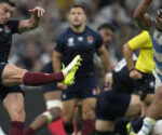 coupe-du-monde-de-rugby-2023 :-apres-la-victoire-du-xv-de-la-rose,-le-« god-save-george-ford »-des-supporteurs-anglais