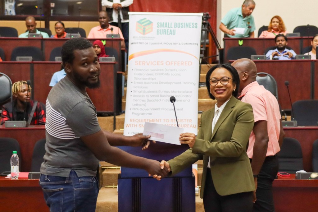 Over 390 Region Four entrepreneurs receive Small Business Grants