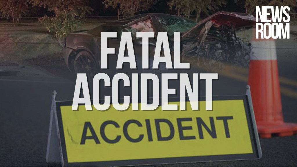 Motorcyclist dies after crashing into wooden bridge