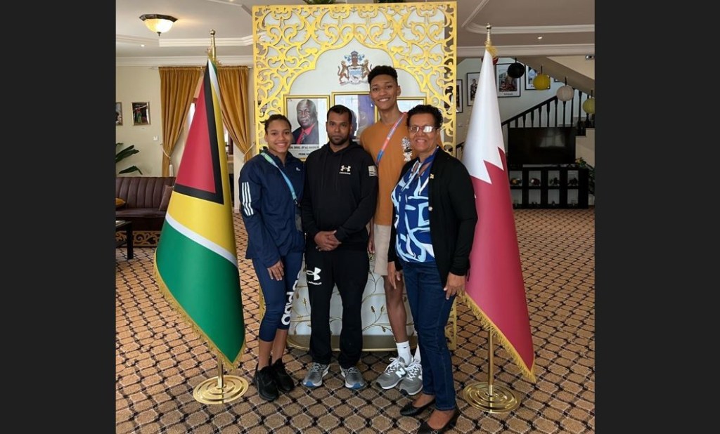 National swimmers visit Embassy of Guyana in Doha