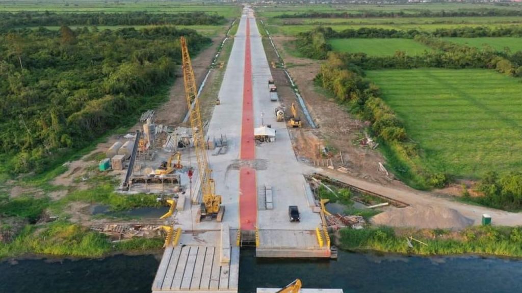 Works advancing on Schoonord to Crane highway