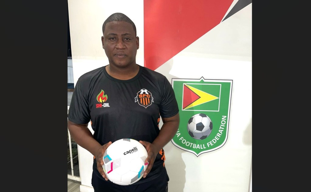 Slingerz FC signs Jamaican Alex Thomas as new Head Coach