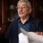 Le dissident russe Oleg Orlov condamné à deux ans et demi de prison pour ses dénonciations de l’offensive militaire en Ukraine