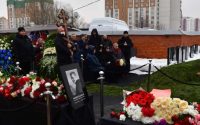 en-direct,-funerailles-d’alexei-navalny :-hommage-de-plusieurs-centaines-de-russes