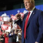 Présidentielle américaine 2024 : Donald Trump remporte les caucus républicains dans le Missouri, et domine dans le Michigan