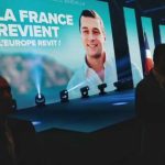 Elections européennes 2024 : Jordan Bardella lance la campagne du RN et dénonce le « grand effacement de la France » provoqué par l’UE et Emmanuel Macron