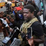 Haïti : un chef de gang menace le pays de « guerre civile » en cas de maintien au pouvoir du premier ministre