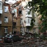 En direct, guerre en Ukraine : une salve de drones russes a fait sept blessés à Soumy et endommagé des bâtiments civils