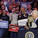 Etats-Unis : la défense du droit à l’avortement, arme électorale de Joe Biden contre Donald Trump