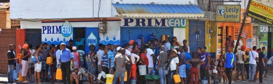 À Port-au-Prince, c’est la ruée vers l’eau potable et le propane