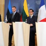 En direct, guerre en Ukraine : le chef de la diplomatie d’Ukraine dit que « la stratégie consistant à fournir de l’aide au compte-gouttes ne fonctionne plus »