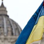En direct, guerre en Ukraine : l’appel du pape à avoir « le courage de hisser le drapeau blanc et de négocier » fait réagir