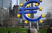 « la-petite-taxe-proposee-par-la-commission-europeenne-rapporterait-chaque-annee-jusqu’a-57 milliards-d’euros »