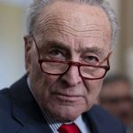 Aux Etats-Unis, le chef de file démocrate au Sénat, Chuck Schumer, désigne Benyamin Nétanyahou comme un « obstacle pour la paix »