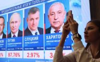 en-direct,-election-presidentielle-en-russie :-vladimir-poutine-reelu-avec-un-score-record-estime-a-87 %-des-suffrages,-selon-des-resultats-preliminaires