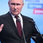 Vladimir Poutine, renforcé et tout-puissant, reçoit un nouveau mandat de chef de guerre