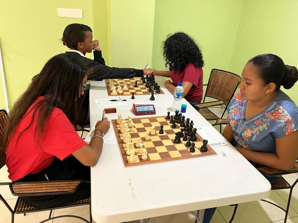 Lee, Shariff take early in Grand Prix 3 Chess Tournament  