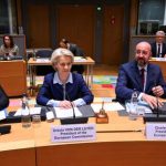 Bruxelles propose de taxer les céréales russes pour « assécher » les revenus de Moscou qui lui permettent de financer la guerre en Ukraine