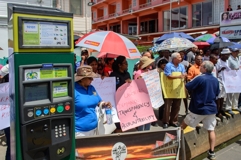 Witnesses to testify in Paris next week as parking meter case continues