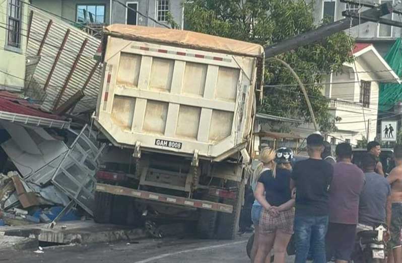 Trucks blamed for almost half of road deaths in recent years, speed governors coming soon