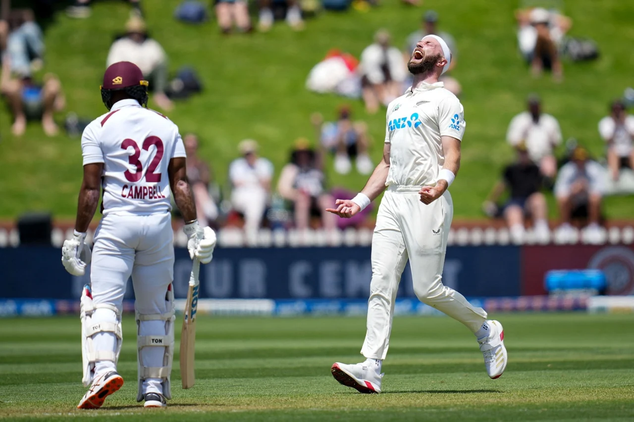 West Indies collapse from 153-4 to 205 all-out to give New Zealand upper hand