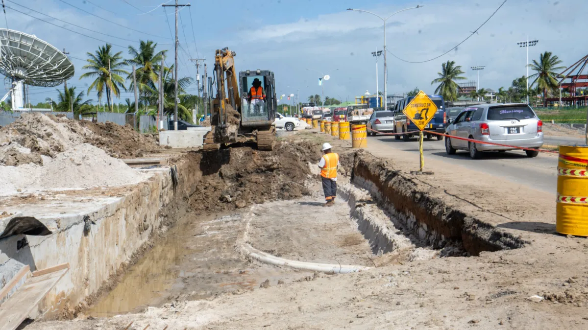 Edghill directs improved safety for ongoing Carifesta Avenue road project