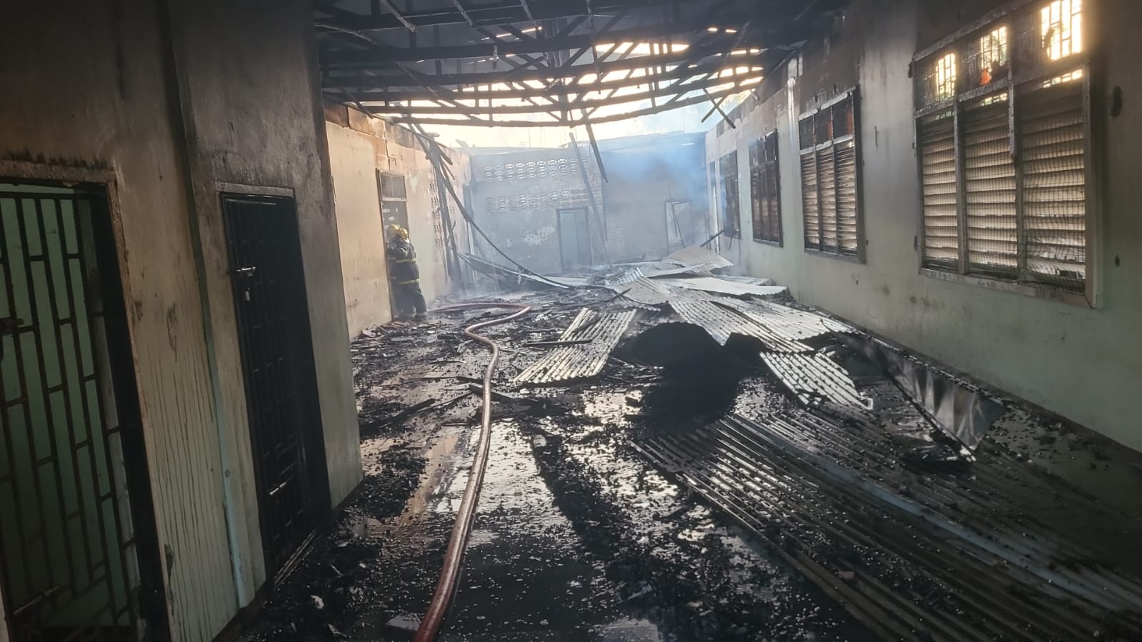 Fire Service contains blaze at New Amsterdam Psychiatric Hospital