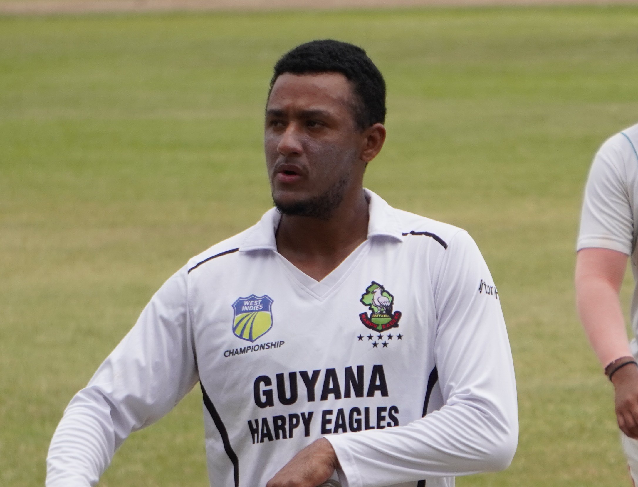 Savory hits 63 in drawn Harpy Eagles practice game