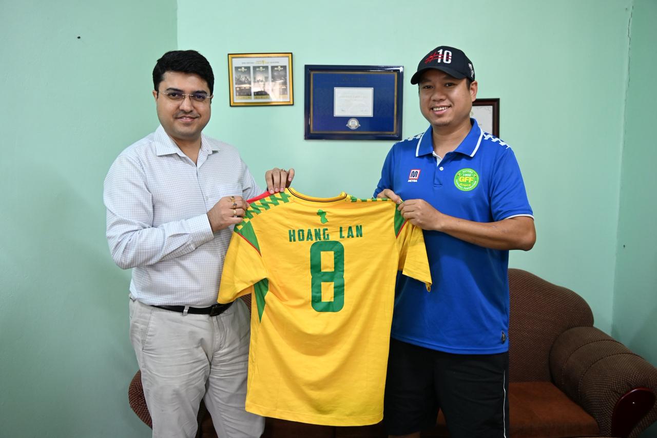 Hoang Nguyen is Golden Jaguars new Assistant Coach