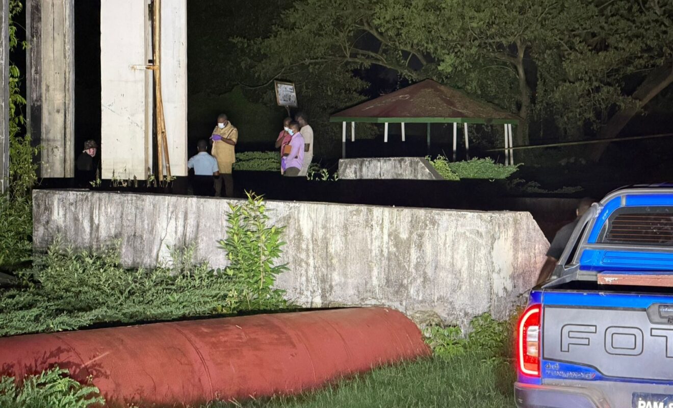 Decomposed body of unidentified woman found floating at Victoria koker