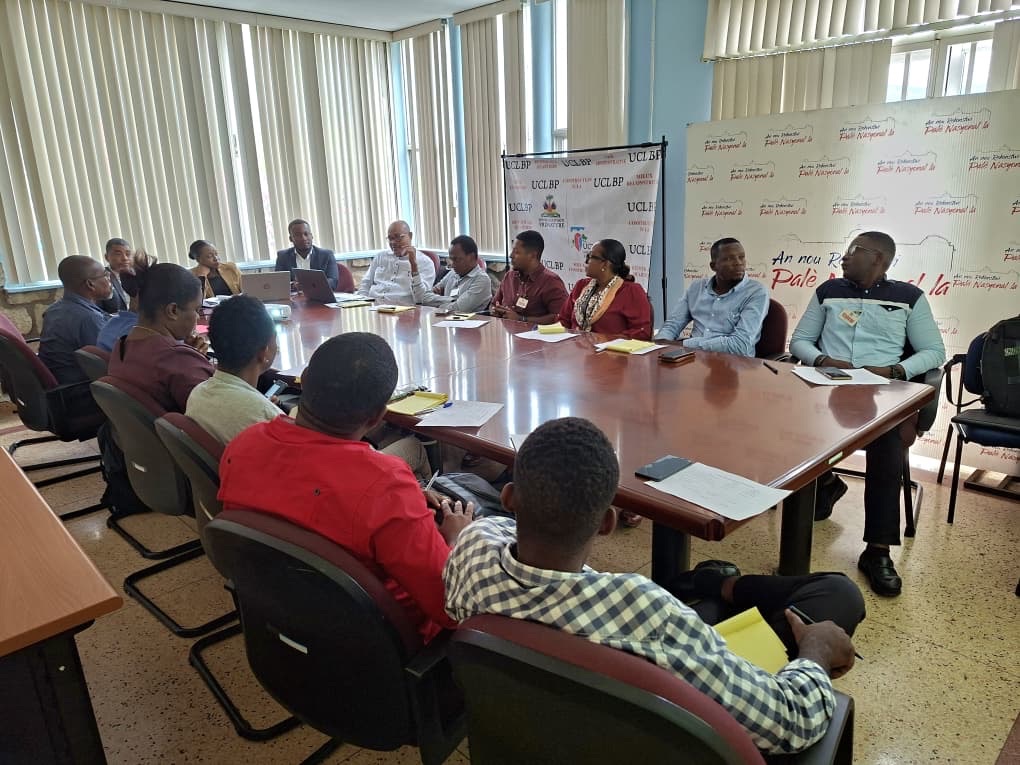 Haïti : la CSCCA forme les cadres publics pour corriger les failles des marchés publics